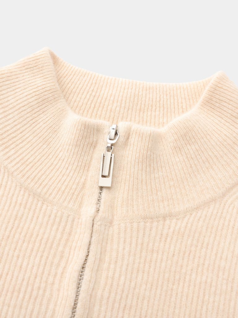 Rheingold Thread Set — North Row | Close-Up