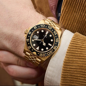 Ruvex Watch — North Row | Close-Up