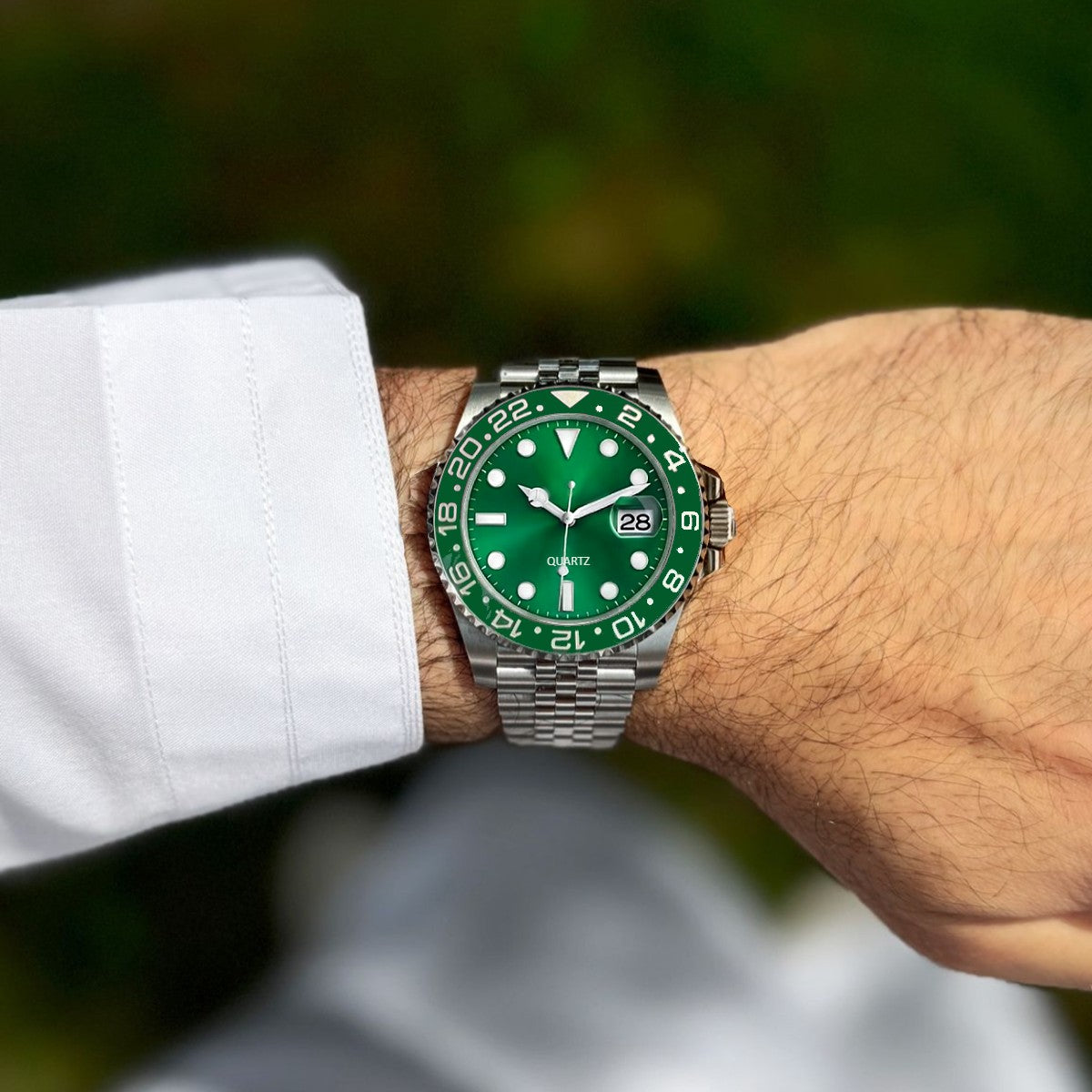 Ruvex Watch — North Row | Detail View