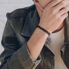 Cuban Bracelet V2 — North Row | Detail View