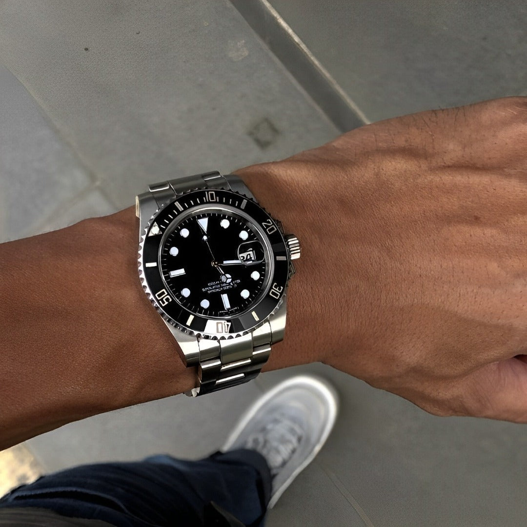 Vintage Watch — North Row | Close-Up